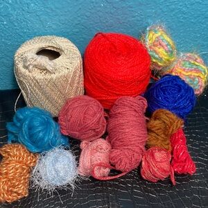 184g / 6.59 ounces Various Yarn Weights  with GLITTER!